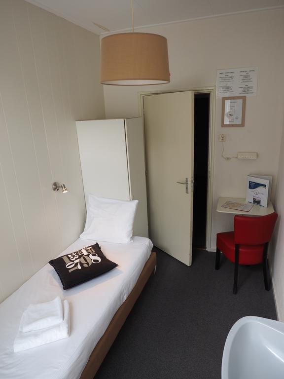 Hotel 'T Anker Леэварден Экстерьер фото